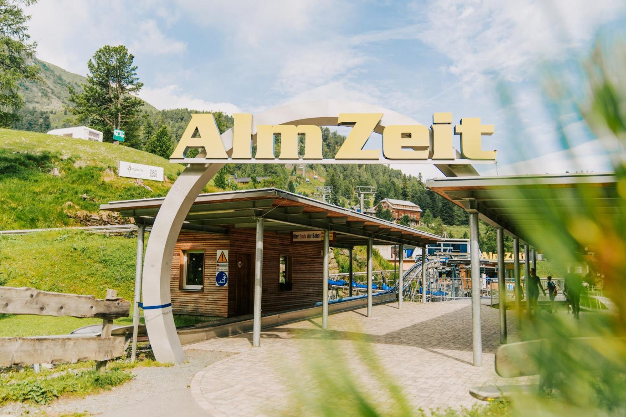 Bergheim Schmidt, Almhuetten Im Wald Appartments An Der Piste Alpine Huts In Forrest Appartments Near Slope Turracher Hoehe Luaran gambar